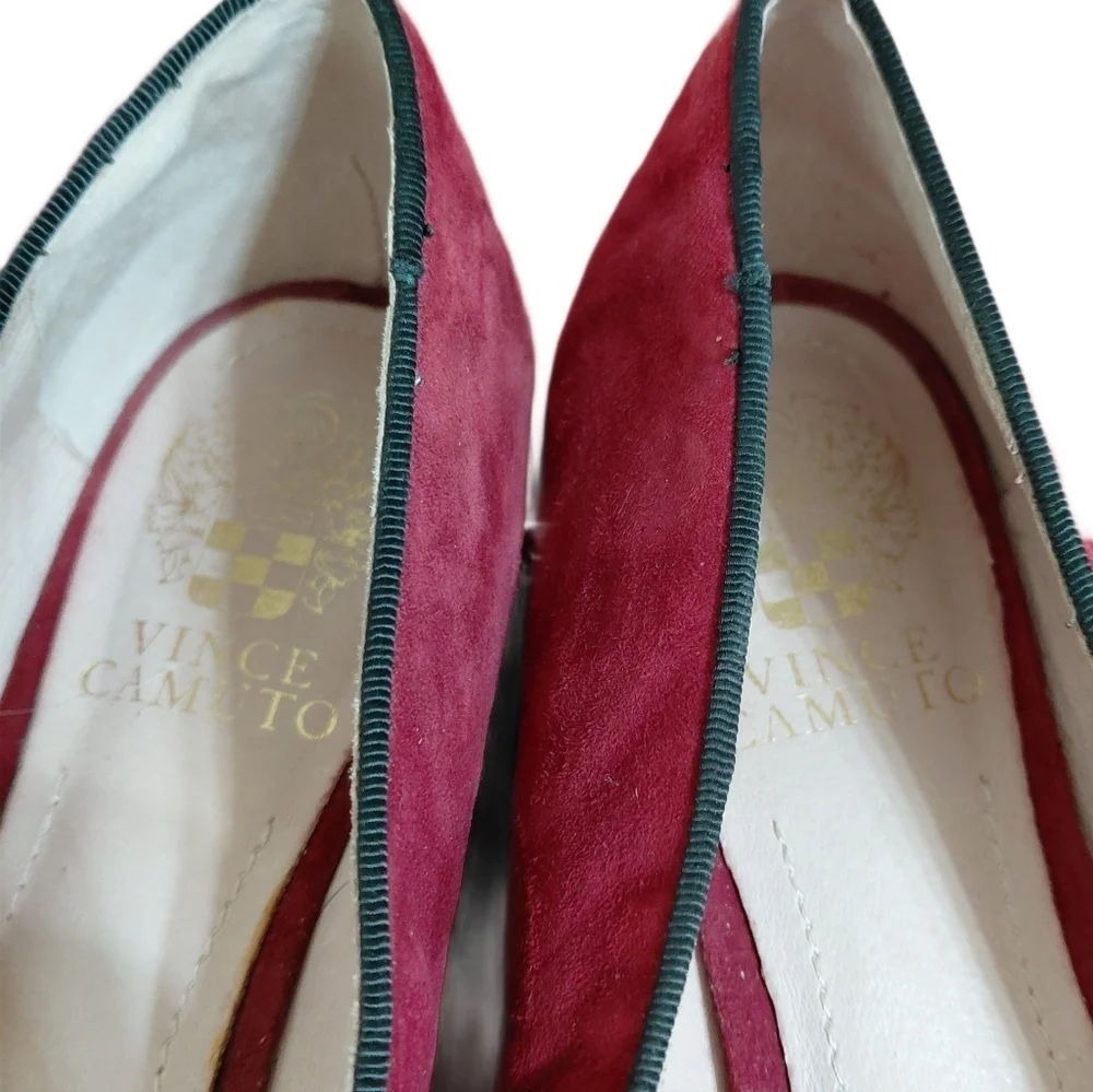 Vince Camuto elegant red